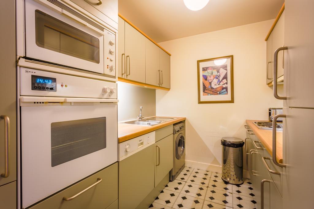 London Tower Bridge Apartments Rum bild